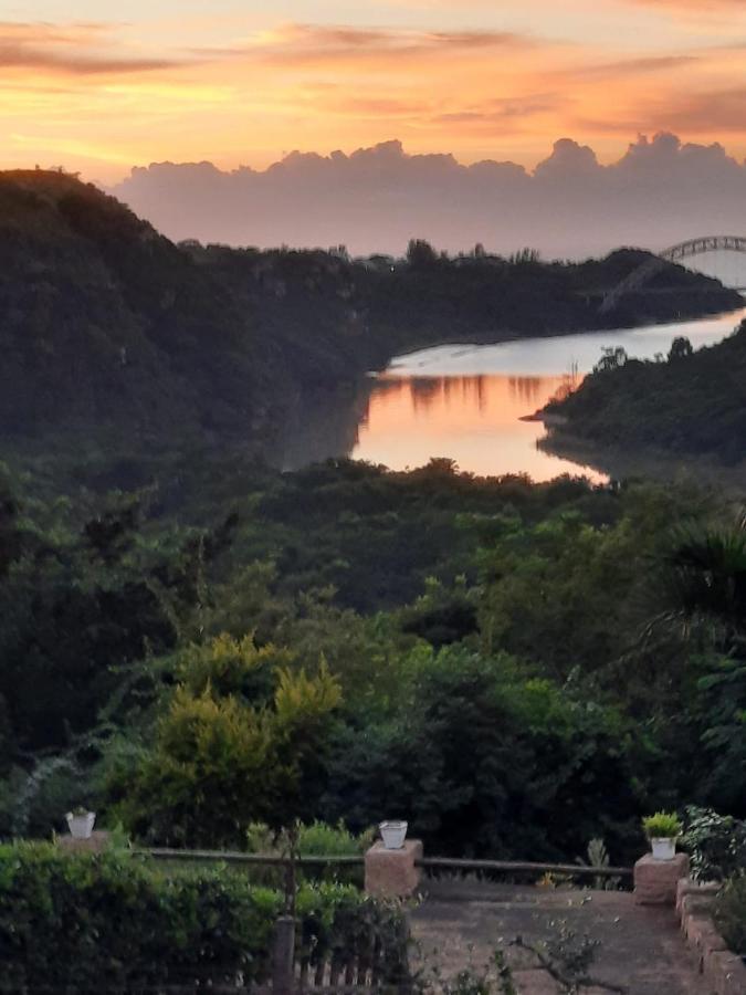 Umtamvuna View Cabanas ポート・エドワード エクステリア 写真