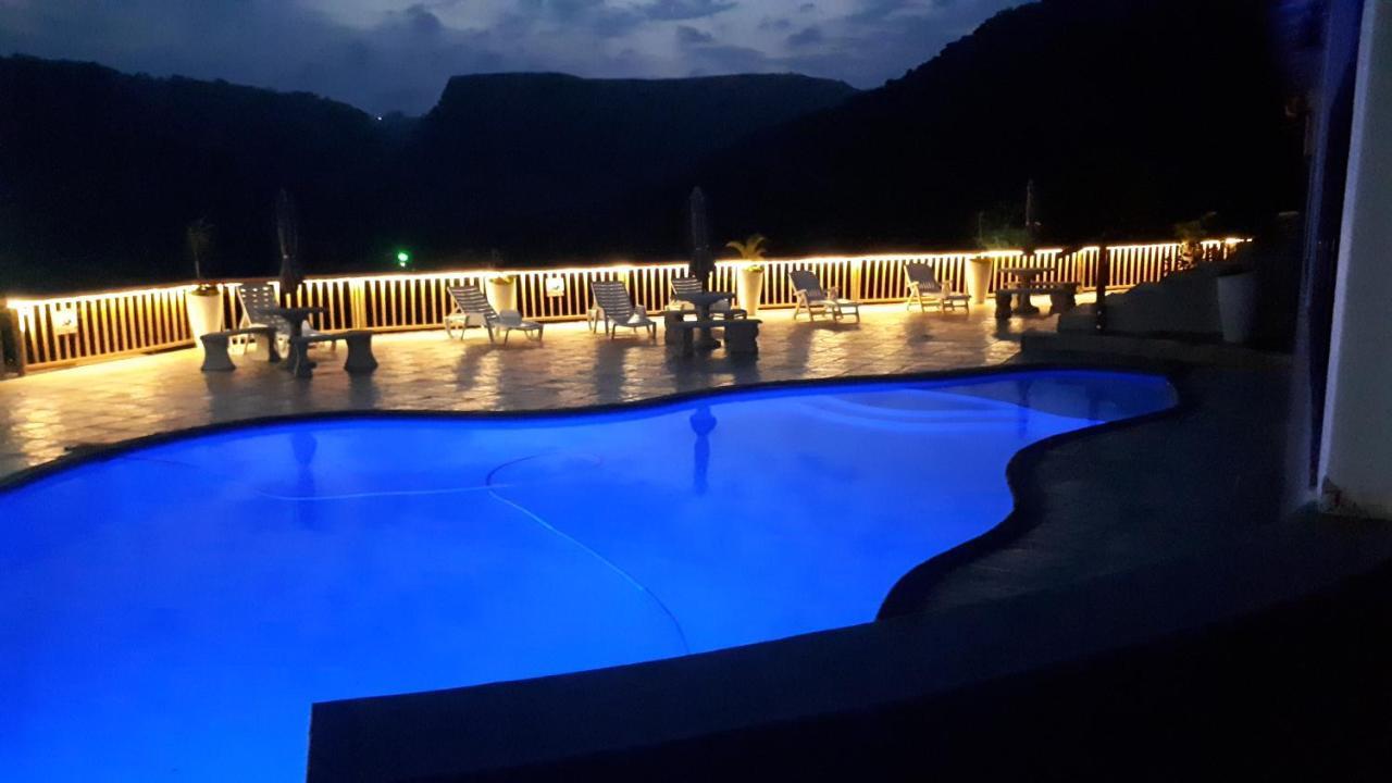 Umtamvuna View Cabanas ポート・エドワード エクステリア 写真